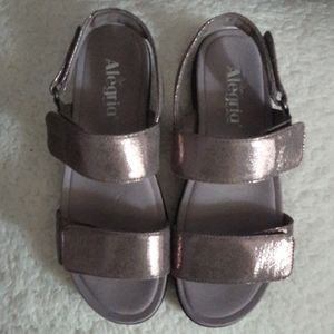 Algeria Lunah Sandals